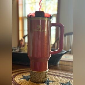 Stanley Scarlet Tinsel Limited Edition 40oz Tumbler.
